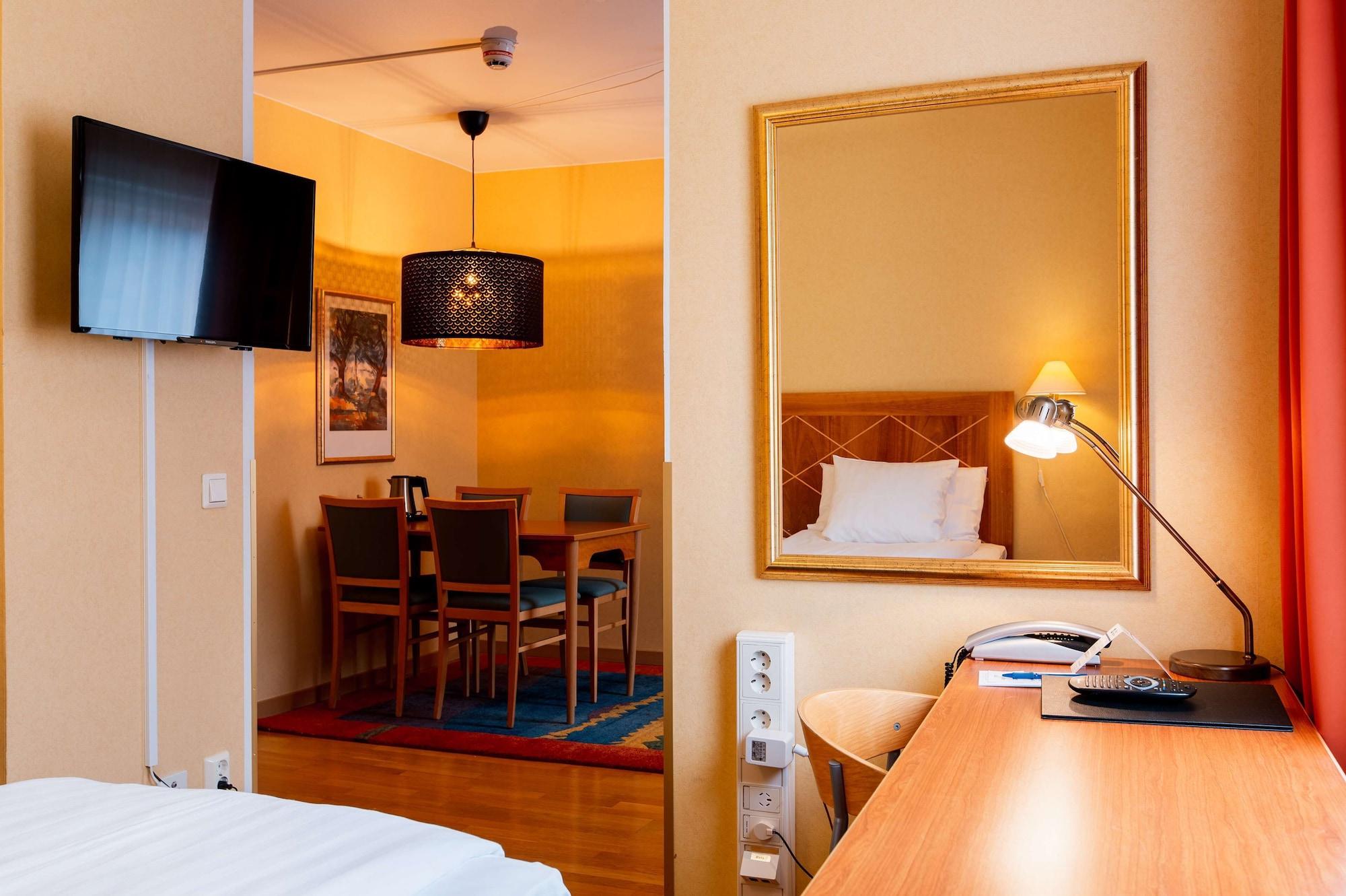 Best Western Hotel Esplanade Vasteras Exterior photo